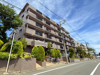 エステ・スクエア多摩永山 リフォーム中古マンション 南東角住戸